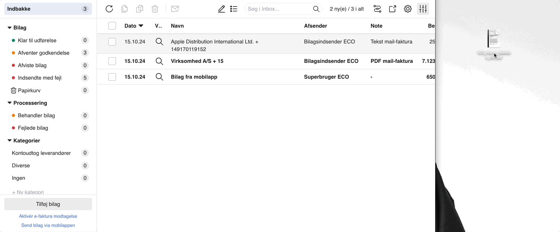 Viser træk og slip af en fil i Indbakken – bruges til at tilføje et bilag.