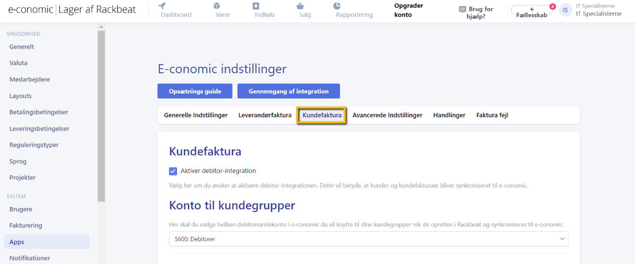 Viser fanen 'Kundefaktura' i e-conomic-indstillingerne i Rackbeat – bruges til at opsætte synkroniseringen af kundefakturaer.